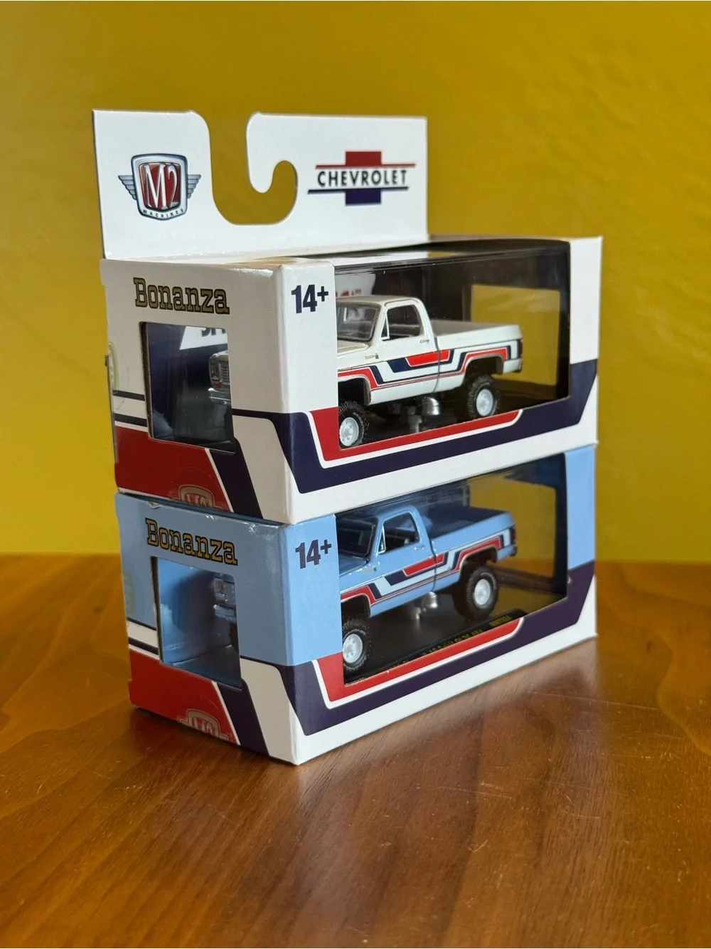 M2 Machines Chevrolet Spirit of America Diecast Pickup Trucks - White & Blue